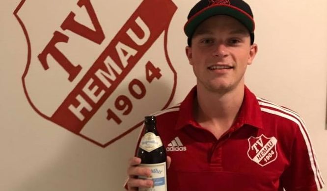 Hölzl wechselt für Rekord-Ablösesumme von 222 Bierkästen zum TV Hemau 1904